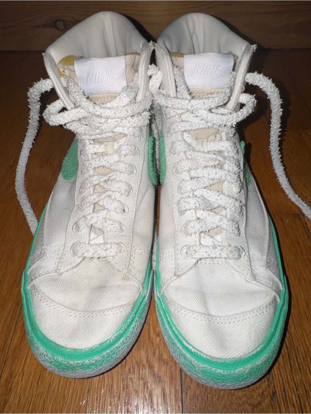 Nike Blazer Mid 77 Chenille Swoosh Green Fade Shoe - Picture 4 of 7